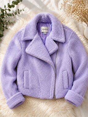 NWOT Lavender Sherpa Teddy Moto Jacket – Size S